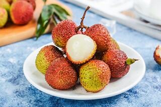 描写爸爸的作文100字（描写爸爸的作文100字左右）