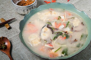 情人节一个人文案（情人节一个人文案怎么写）