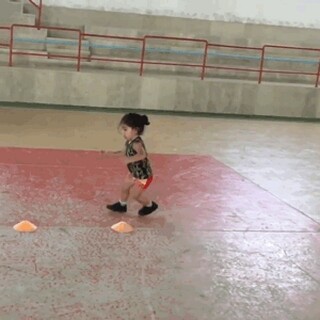 活出快乐的自己说说_活出自己快乐whoopee